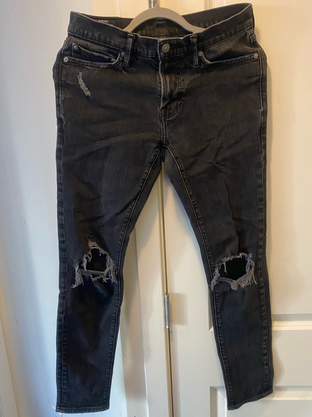 Abercrombie & Fitch Navy and Black Super Skinny Jeans Label